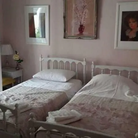 Marion-athenian Style Apartment *